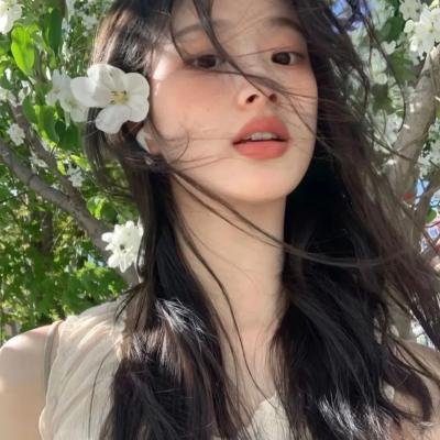 敦君与女朋友